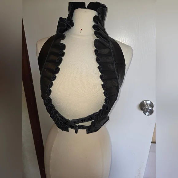 Black Ruffled Women's Headband - Picture 1 of 4